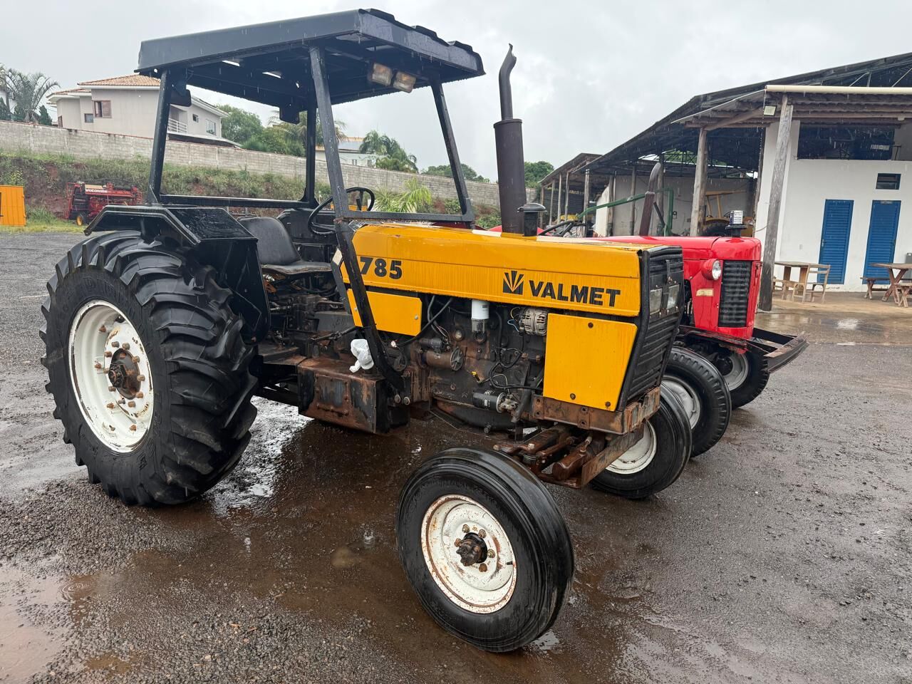 Trator Valmet 785